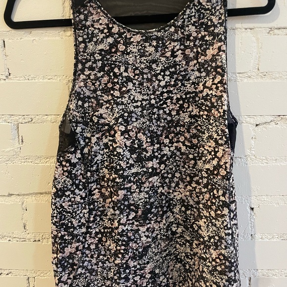 Lululemon Tank Top Bundle - Picture 6 of 13